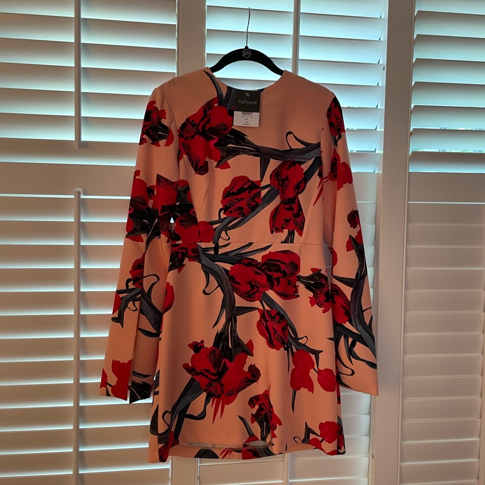 TOPSHOP Bell Sleeve Fitted Mini